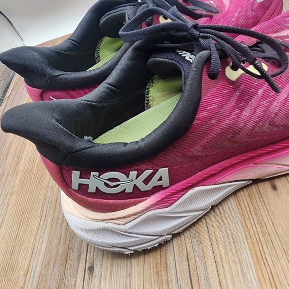 Hoka One One ARAHI 6 Women's Pink /Black Sneakers Size 8B - Picture 9 of 13
